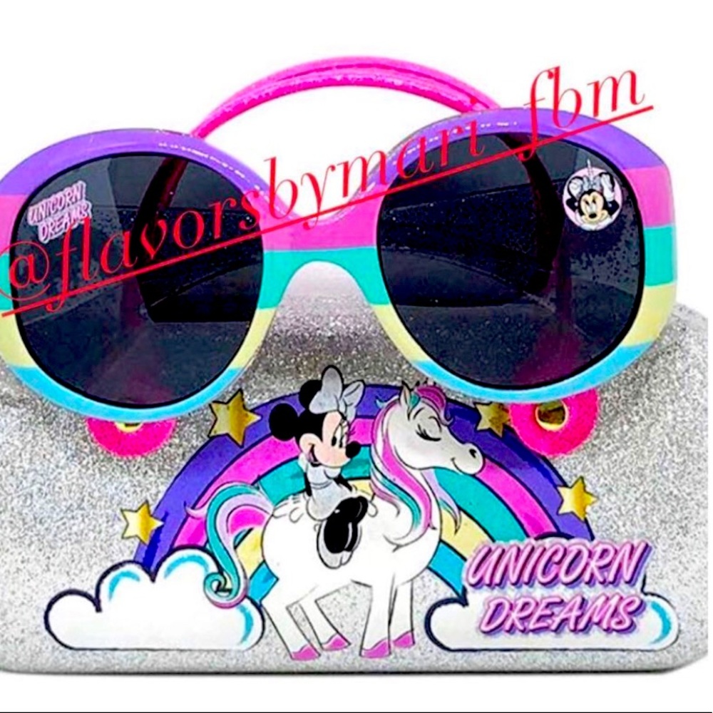 Sunglasses with matching Clutch for boys and Girls. All Disney Characters 🕶